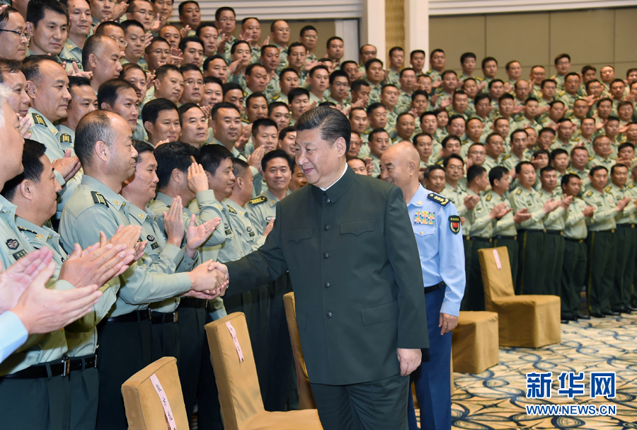 6月22日，正在山西省考察工作的中共中央總書記、國家主席、中央軍委主席習近平在太原接見駐晉部隊師以上領導干部和建制團單位主官。新華社記者 琚振華 攝