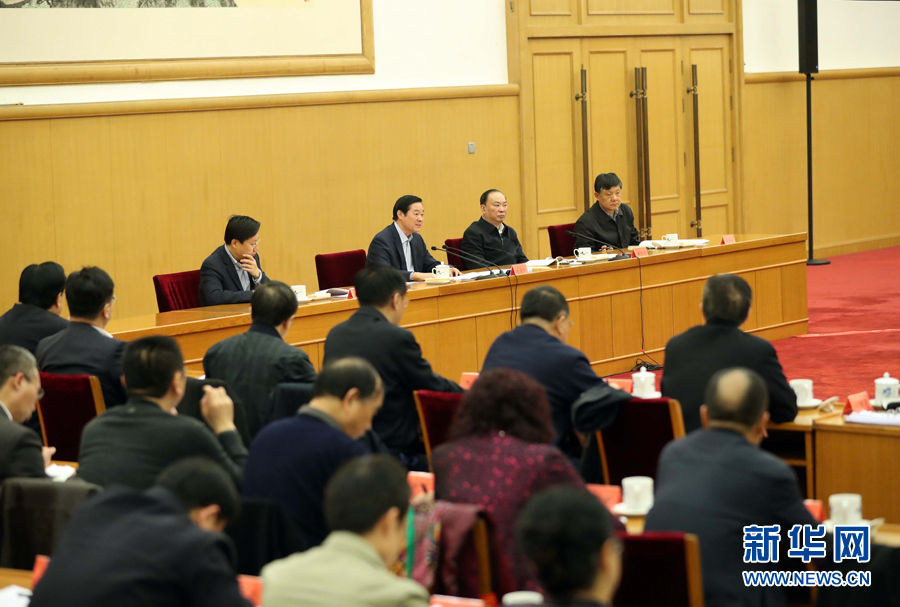 3月23日，治國理政論壇“‘四個全面’戰略布局系列理論研討會”首場研討會在北京召開，中共中央政治局委員、中央書記處書記、中宣部部長劉奇葆出席會議并講話。新華社記者 劉衛兵 攝
