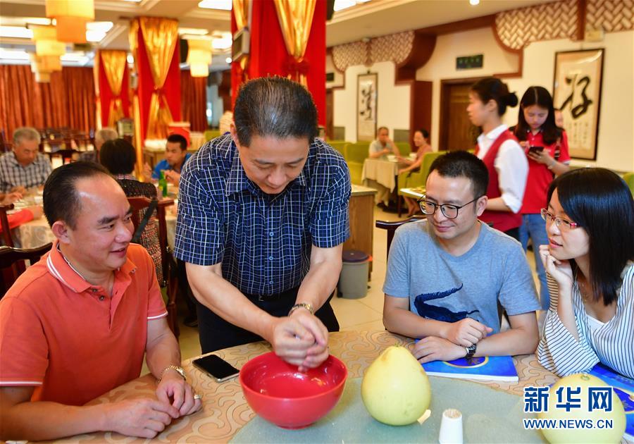 （新華全媒頭條·我們的節(jié)日·中秋·圖文互動(dòng)）（2）明月寄相思 家國(guó)總關(guān)情——詩詞引出的中秋故事