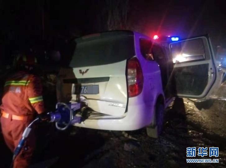 （新華網）西安發(fā)生一起交通事故 已致10人死亡