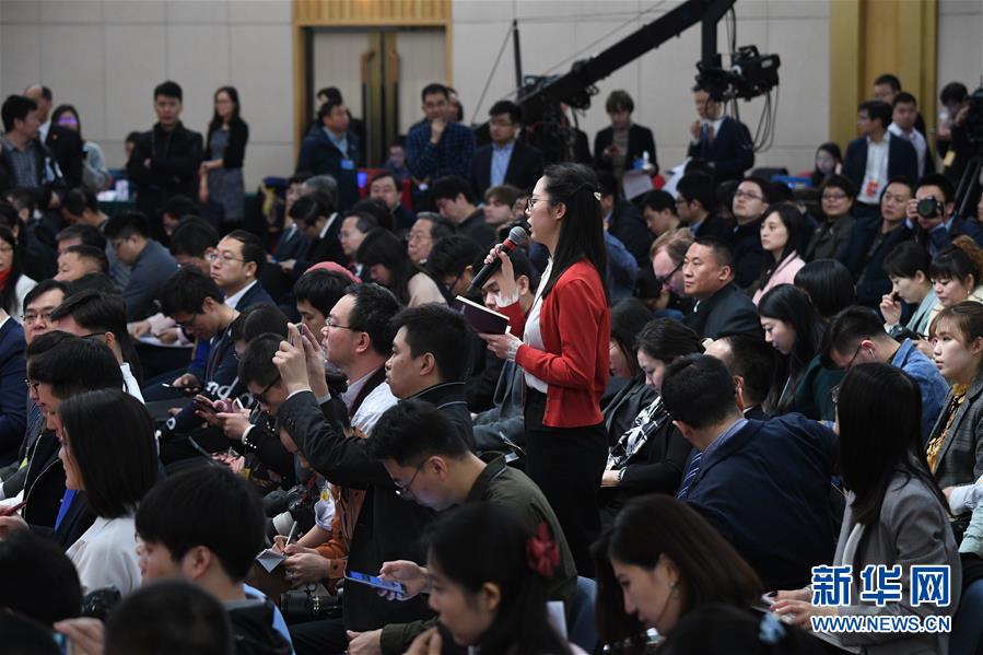 （兩會·XHDW）（2）國家發改委主任何立峰等就“創新和完善宏觀調控，推動高質量發展”答記者問