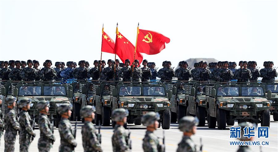 （新華全媒頭條·強軍思想引領新征程·圖文互動）（8）那一刻，我們光榮接受檢閱