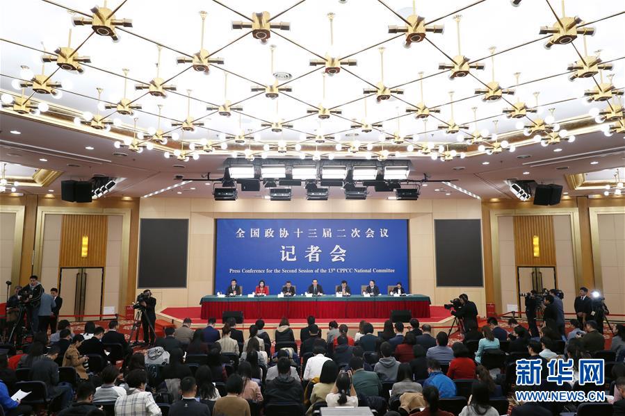 （兩會）（2）政協(xié)委員談優(yōu)化營商環(huán)境、促進民營經濟高質量發(fā)展
