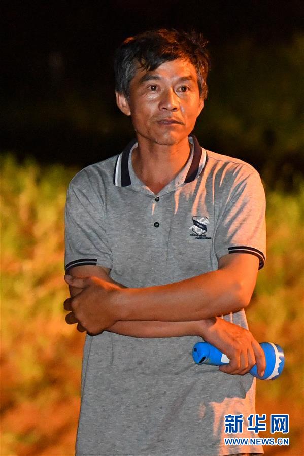 （防汛抗洪·圖文互動）（3）“保衛家園，誰都不能是旁觀者”——夜訪洞庭湖大堤防汛一線