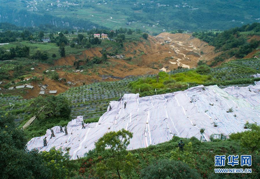 （在習(xí)近平新時代中國特色社會主義思想指引下——新時代新作為新篇章·習(xí)近平總書記關(guān)切事·圖文互動）（7）戰(zhàn)疫魔,斗洪魔——湖北全力應(yīng)對防疫、防汛疊加“雙考”