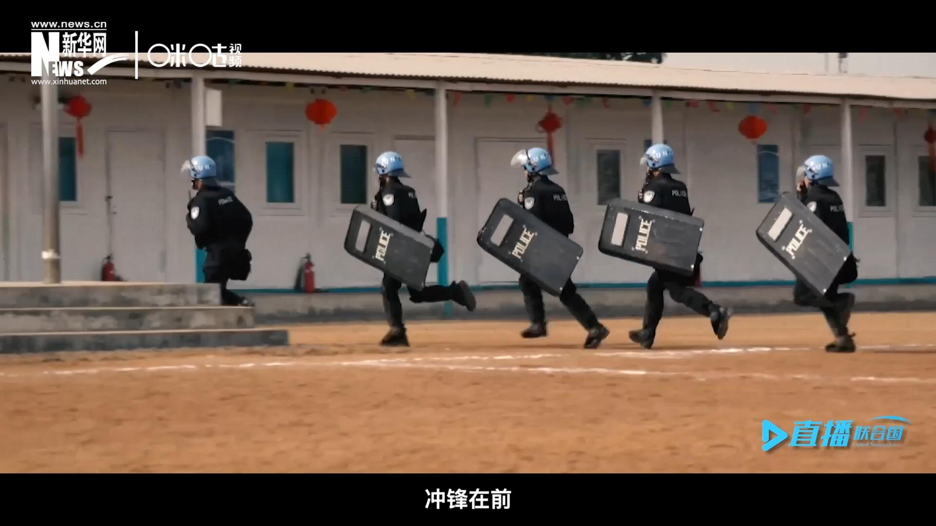 有這樣一支隊伍，他們不畏艱險，沖鋒在前，頭戴藍盔，為和平而戰，他們的名字叫做聯合國維和部隊。