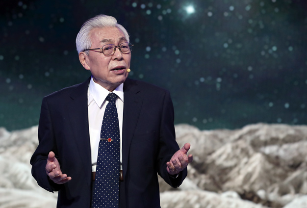 雖然已經(jīng)84歲了，但我還會(huì)加倍努力。