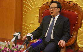 專訪：愿中國人民在中共領導下取得更多成就——訪越共中央委員、中央對外部部長黃平君
