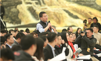 香港文匯報、大公報記者提問