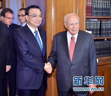 6月20日，國務院總理李克強在雅典總統府會見希臘總統帕普利亞斯。 新華社記者 李濤 攝