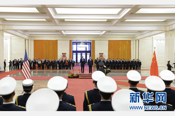 11月12日，國家主席習近平在北京人民大會堂舉行歡迎儀式，歡迎美國總統奧巴馬對中國進行國事訪問。 新華社記者 馬占成 攝