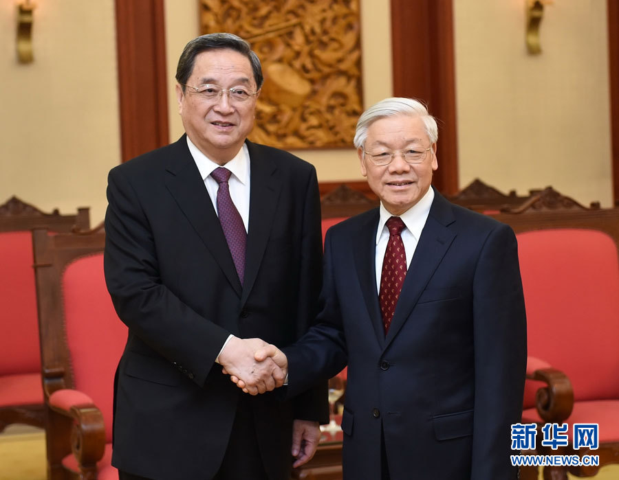 12月25日至27日，中共中央政治局常委、全國(guó)政協(xié)主席俞正聲對(duì)越南進(jìn)行正式訪(fǎng)問(wèn)。這是12月26日，俞正聲在河內(nèi)會(huì)見(jiàn)越共中央總書(shū)記阮富仲。 新華社記者劉建生攝