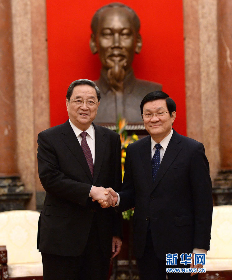 12月25日至27日，中共中央政治局常委、全國(guó)政協(xié)主席俞正聲對(duì)越南進(jìn)行正式訪(fǎng)問(wèn)。這是12月26日，俞正聲在河內(nèi)會(huì)見(jiàn)越南國(guó)家主席張晉創(chuàng)。 新華社記者馬占成攝