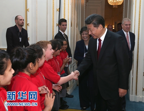 10月22日，國(guó)家主席習(xí)近平在倫敦出席全英孔子學(xué)院和孔子課堂年會(huì)開幕式。 新華社記者 龐興雷 攝 