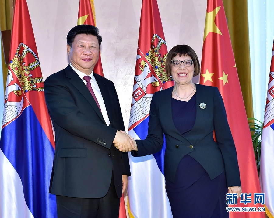 6月18日，國家主席習近平在貝爾格萊德會見塞爾維亞國民議會議長戈伊科維奇。 新華社記者李濤攝